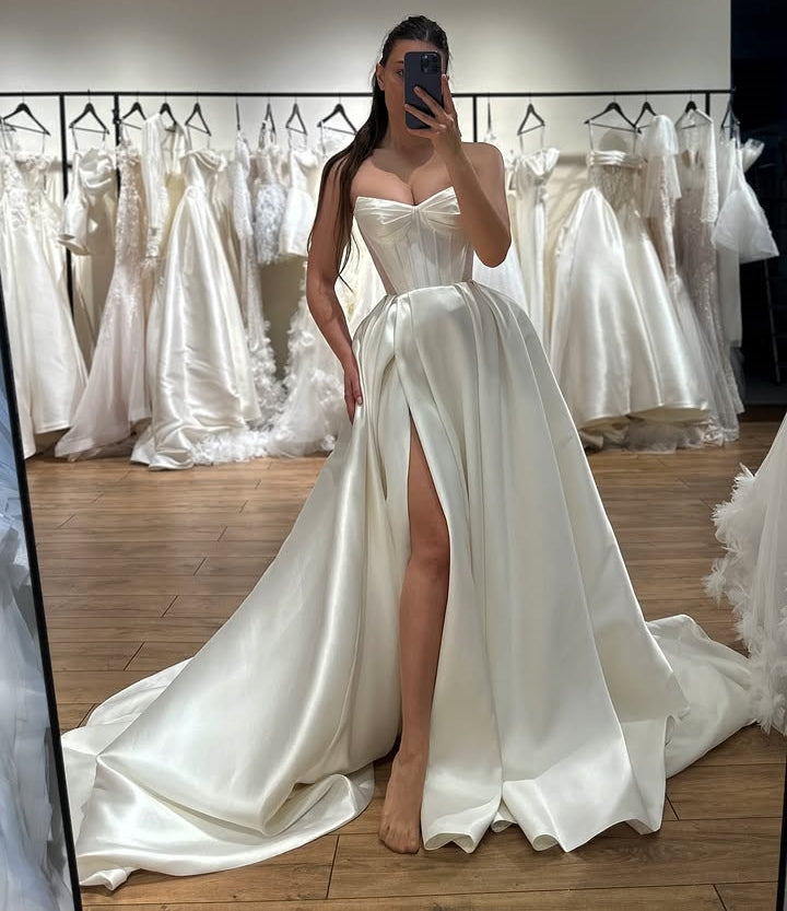 Simple Sweetheart Side Slit Ball Gown Wedding Dresses With Ruffles