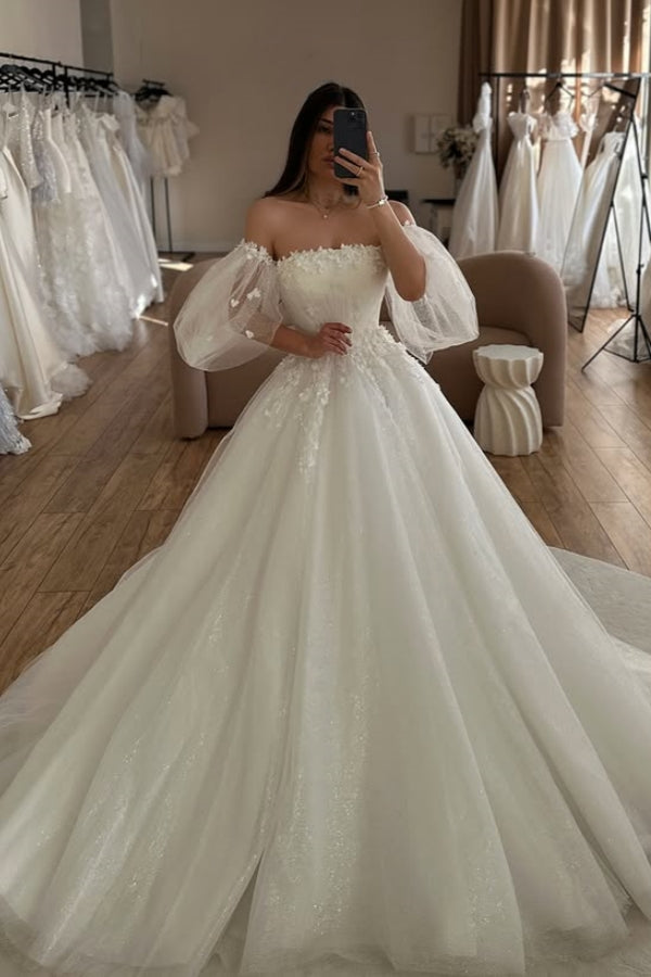 Elegant Strapless Appliques A-Line Wedding Dresses With Lantern Sleeves