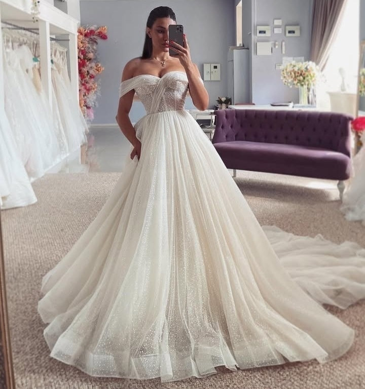 Elegant Off-The-Shoulder Ruffles Lace A-Line Wedding Dresses