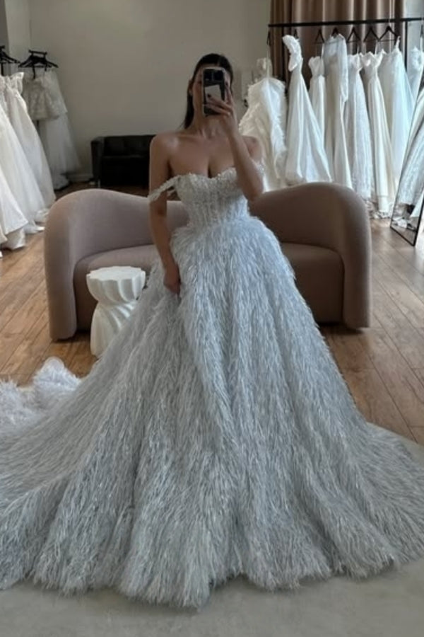 Special Off-The-Shoulder Appliques Lace Ball Gown Wedding Dresses