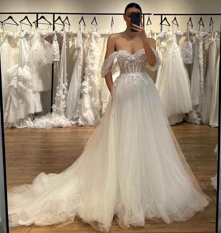 Mild Off-The-Shoulder Appliques A-Line Wedding Dresses