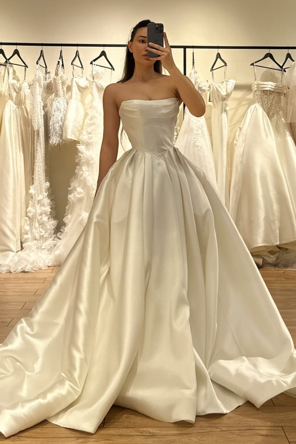 Simple Strapless Ruffles Ball Gown Wedding Dresses