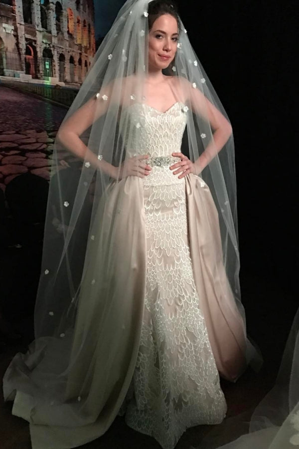 Exquisite Sweetheart Sheath Detachable Train Lace Wedding Dresses With Beadings