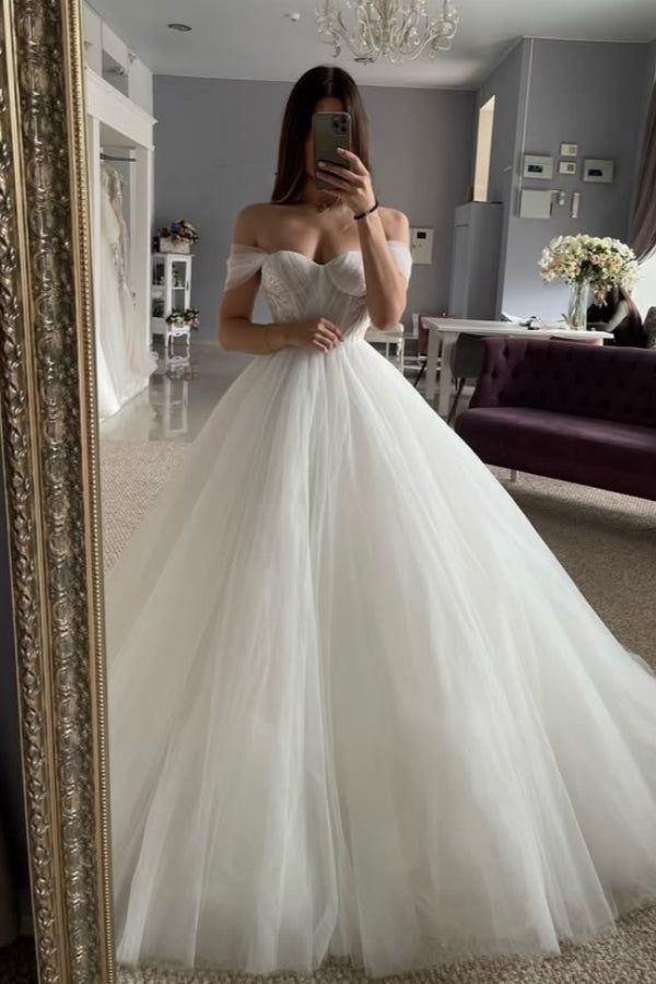 Elegant Off-The-Shoulder A Line Appliques Tulle Wedding Dresses