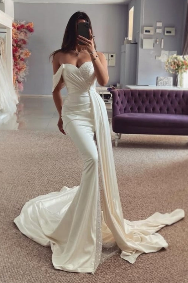 Sparkle Sweetheart Sheath Soft Satin Wedding Dresses With Sequins