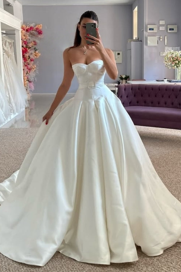 Charming Sweetheart A Line Soft Satin Wedding Dresses