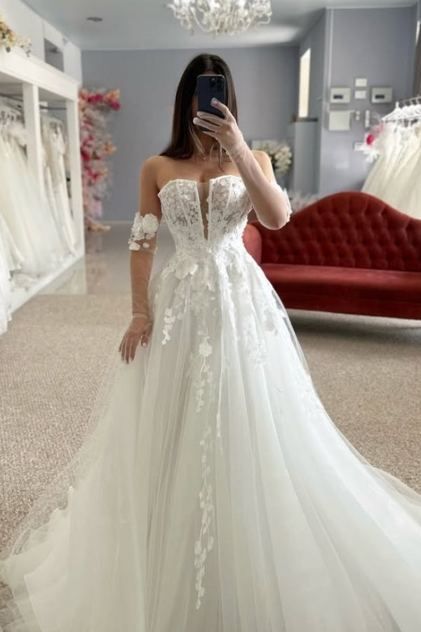 Charming Strapless A Line Appliques Tulle Wedding Dresses With Gloves