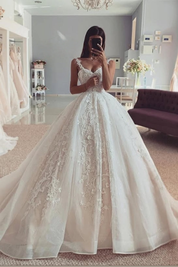 Intellectuality Spaghetti Strap Ball Gown Appliques Lace Tulle Wedding Dresses