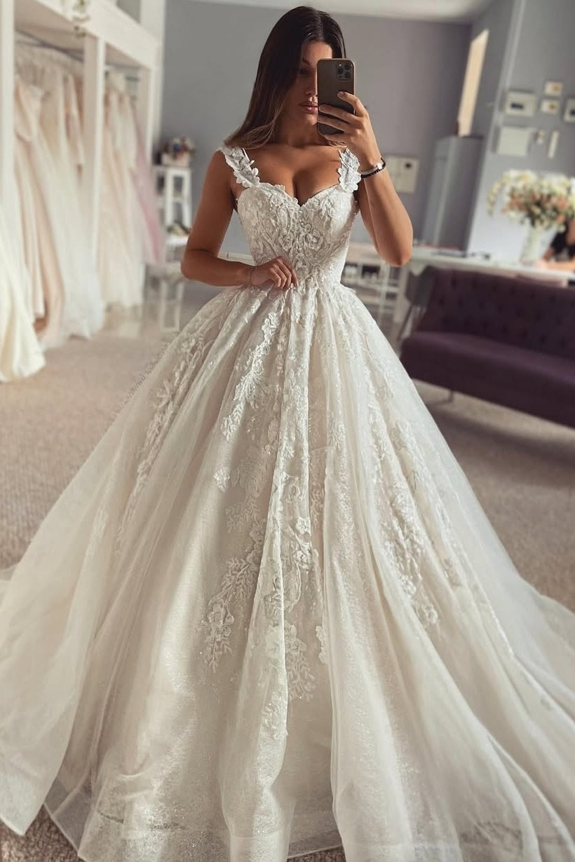 Gorgeous Sweetheart Ball Gown Appliques Tulle Puffy Layers Wedding Dresses