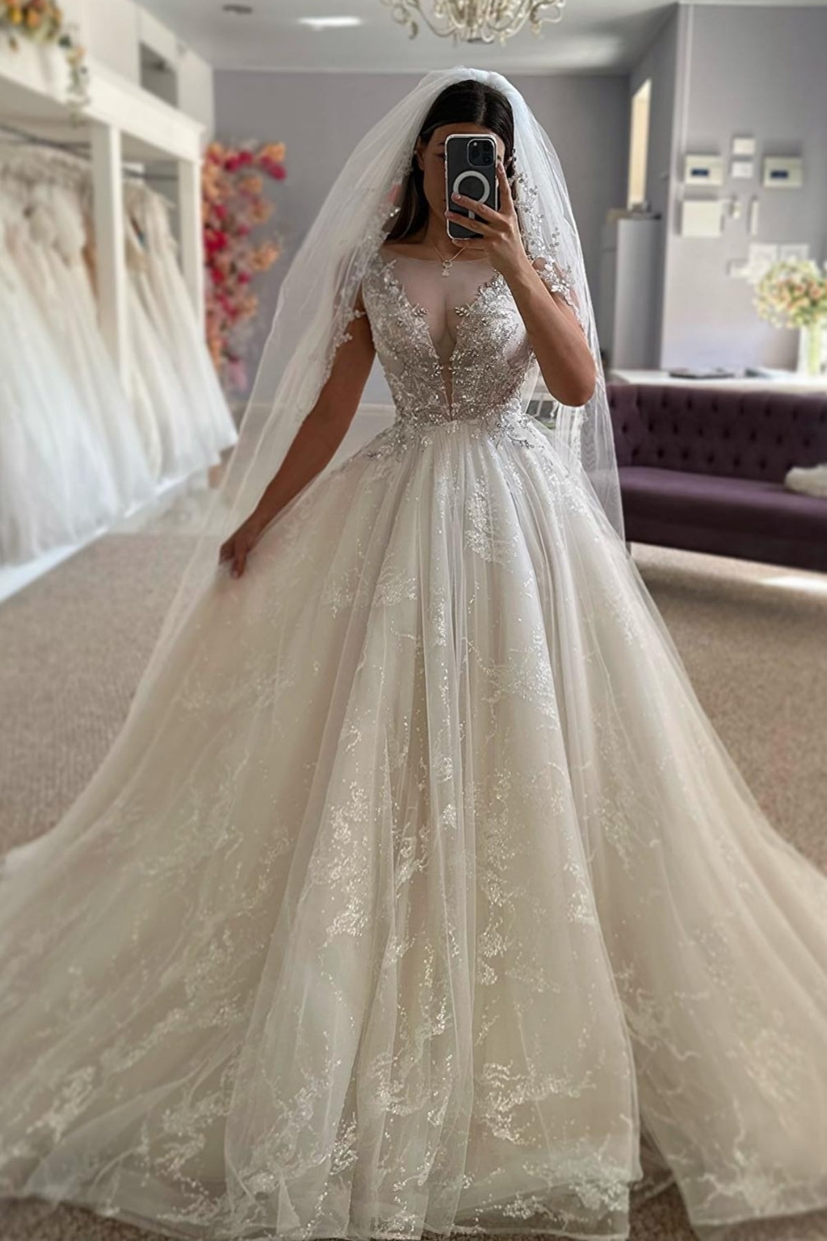 Luxury Jewel Ball Gown Beadings Lace Tulle Wedding Dresses