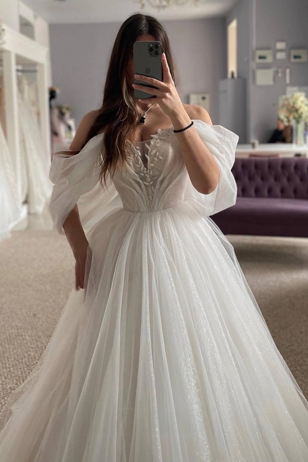 Gentle V Neck Off-the-shoulder A Line Tulle Wedding Dresses