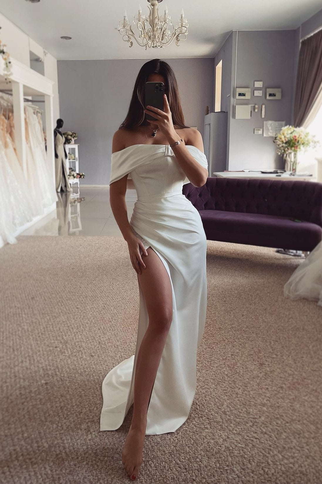 Sexy Off-the-shoulder Sheath High Split Wedding Dresses