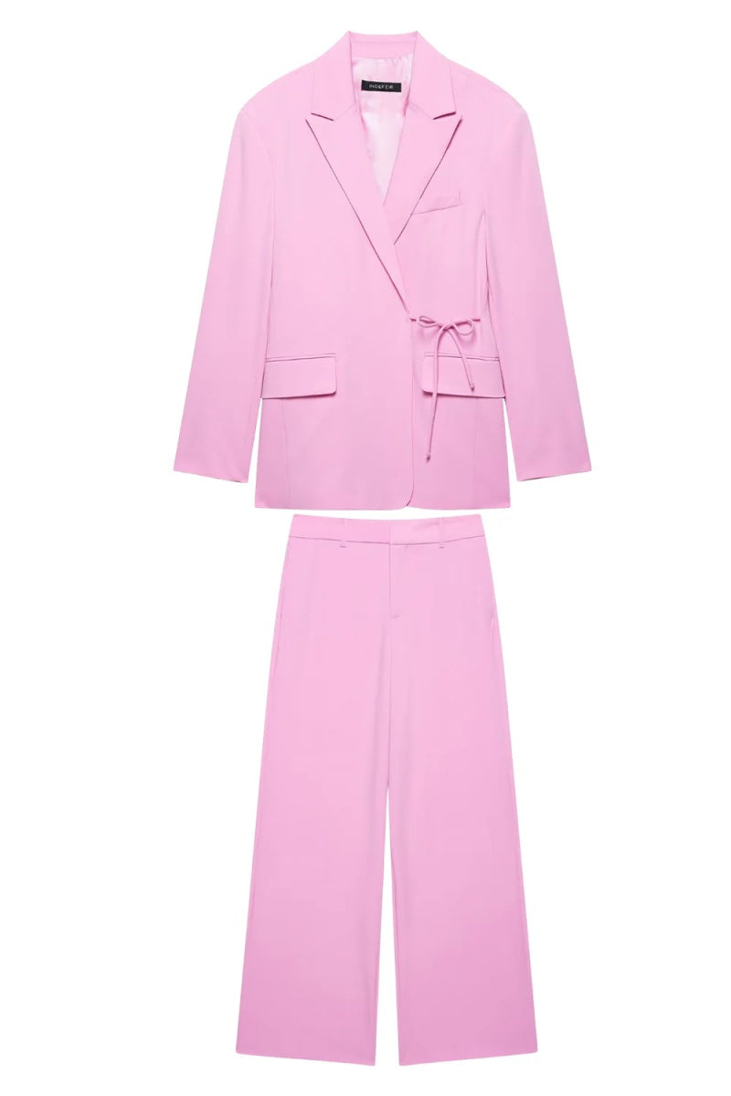 Chic Pink Peaked Lapel Women Suits With Bowknot