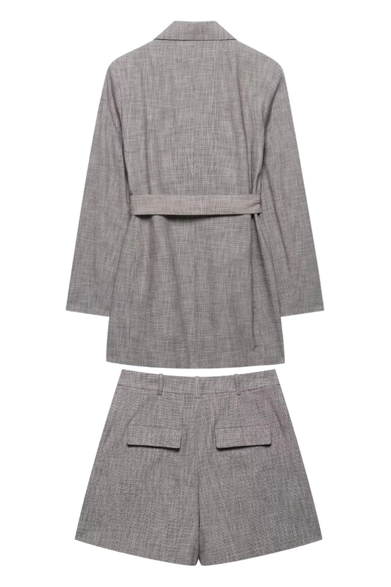 Intellectuality Gray Notched Lapel Women Suits With Belt